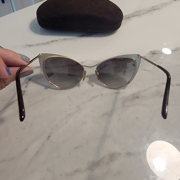 TOM FORD Gold Cat Eye Aviator with Mirrored Lens (Nastasya) - Picture 4 of 7